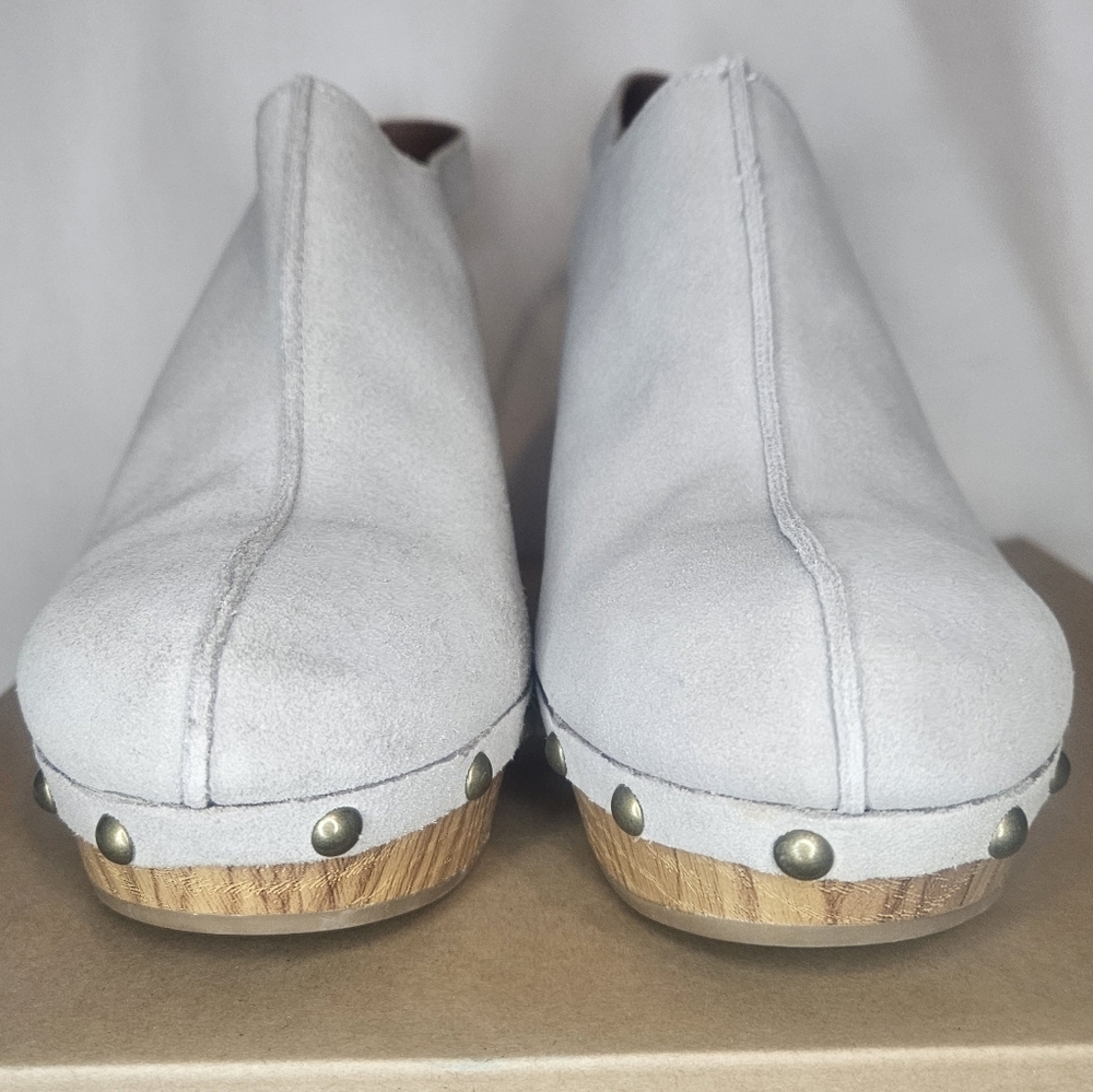 Zodiac Women's Chessa Slingback Studded Clogs NWT Sz 9.5 Retail $99 - Picture 4 of 12